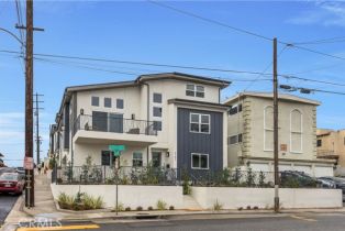Condominium, 2101 Carnegie lane, Redondo Beach, CA 90278 - 2