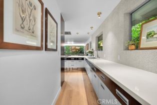 Single Family Residence, 541 1st st, Manhattan Beach, CA 90266 - 11