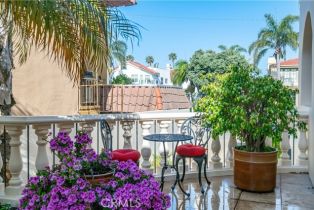 Condominium, 724 Broadway, Redondo Beach, CA 90277 - 8