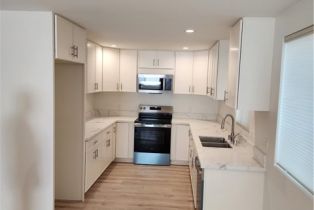 Single Family Residence, 5724 Noble ave, Sherman Oaks, CA 91411 - 12