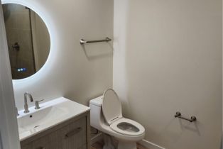 Single Family Residence, 5724 Noble ave, Sherman Oaks, CA 91411 - 16