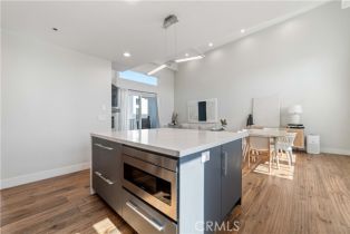 Condominium, 2713 Carnegie ln, Redondo Beach, CA 90278 - 8