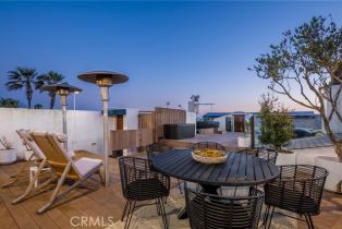 Single Family Residence, 708 The Strand, Manhattan Beach, CA 90266 - 7
