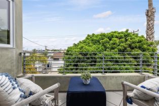 Single Family Residence, 721 12th st, Manhattan Beach, CA 90266 - 13