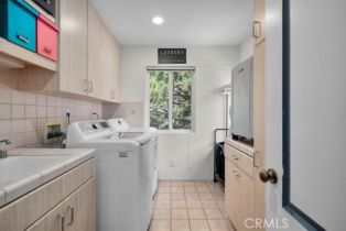 Single Family Residence, 1801 Laurel ave, Manhattan Beach, CA 90266 - 38