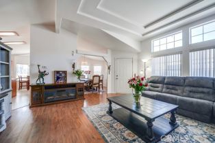 , 38094 Calle Amigable, Murrieta, CA 92563 - 2