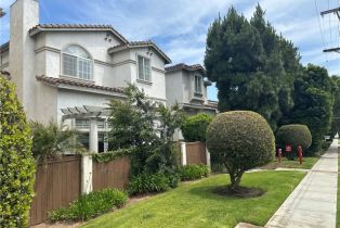 Condominium, 700 Meyer Lane, Redondo Beach, CA  Redondo Beach, CA 90278