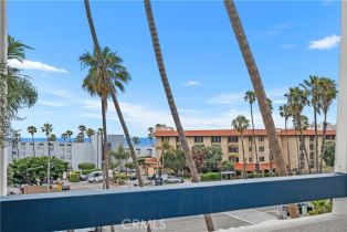 Condominium, 200 S Catalina ave, Redondo Beach, CA 90277 - 4