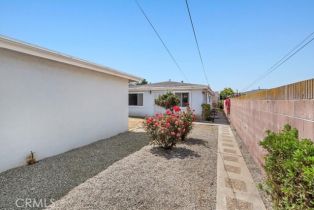 Single Family Residence, 1646 168th st, Gardena, CA 90247 - 4
