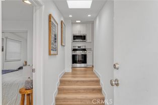 Single Family Residence, 232 Howland Canal, Venice, CA 90291 - 10