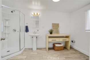 Single Family Residence, 232 Howland Canal, Venice, CA 90291 - 21