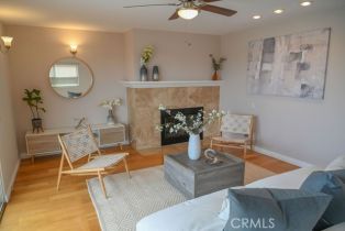 Single Family Residence, 204 Larsson st, Manhattan Beach, CA 90266 - 7