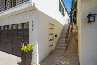 Single Family Residence, 1637 Spreckels ln, Redondo Beach, CA 90278 - 4