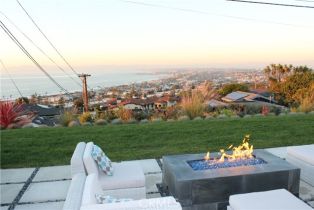 Single Family Residence, 161 Via Pasqual, Redondo Beach, CA 90277 - 11