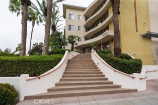 Condominium, 13200 Pacific Promenade, Playa Vista, CA 90094 - 3