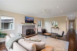 Single Family Residence, 231 Avenue D, Redondo Beach, CA 90277 - 10