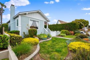 Single Family Residence, 231 Avenue D, Redondo Beach, CA 90277 - 4