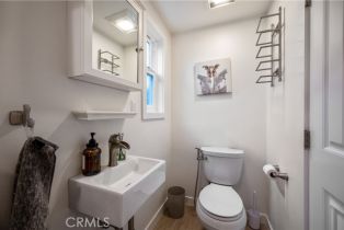 Single Family Residence, 231 Avenue D, Redondo Beach, CA 90277 - 47