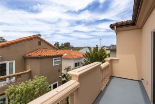 Condominium, 229 Juanita ave, Redondo Beach, CA 90277 - 5