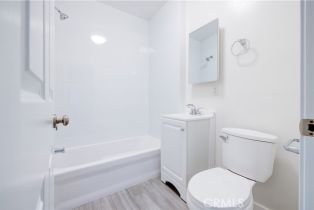 Residential Income, 12 25th pl, Venice, CA 90291 - 12