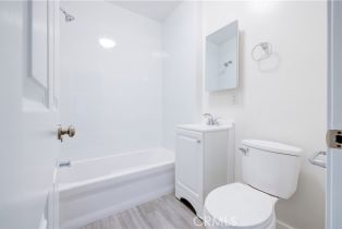 Residential Income, 12 25th pl, Venice, CA 90291 - 12