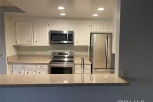 Condominium, 625 Esplanade, Redondo Beach, CA 90277 - 2