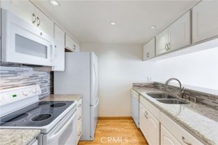 Condominium, 200 Catalina ave, Redondo Beach, CA 90277 - 13