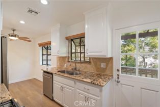 Single Family Residence, 1768 Gates ave, Manhattan Beach, CA 90266 - 8