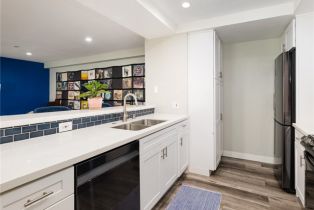 Condominium, 625 Esplanade, Redondo Beach, CA 90277 - 11