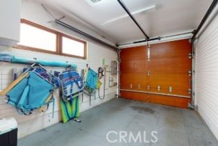 Single Family Residence, 3205 Bayview dr, Manhattan Beach, CA 90266 - 17