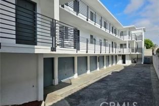 Apartment, 2209 Carnegie ln, Redondo Beach, CA 90278 - 4