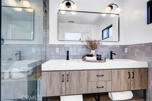 Single Family Residence, 2100 Wendy way, Manhattan Beach, CA 90266 - 22