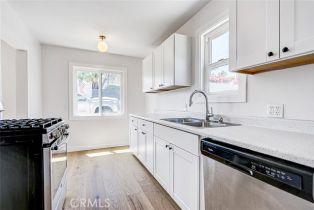 Single Family Residence, 708 Redondo ave, Manhattan Beach, CA 90266 - 10