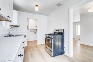 Single Family Residence, 708 Redondo ave, Manhattan Beach, CA 90266 - 9