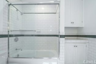 Residential Income, 3700 Arbolada Road, Los Feliz, CA 90027 - 40