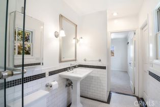 Residential Income, 3702 Arbolada Road, Los Feliz, CA 90027 - 39