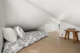 Residential Income, 2215 Oak Park ln, Santa Barbara, CA 93105 - 7