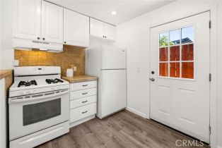 Single Family Residence, 334 Mission st, Santa Barbara, CA 93101 - 44