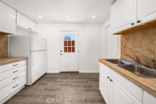 Single Family Residence, 334 Mission st, Santa Barbara, CA 93101 - 45