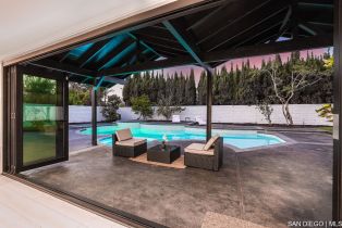 Single Family Residence, 17871 Collins ave, Villa Park, CA 92861 - 4