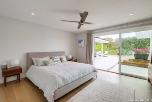 , 5551 Candlelight dr, La Jolla, CA 92037 - 20