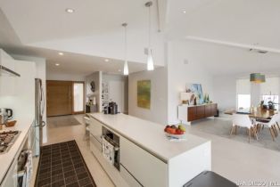 , 5551 Candlelight dr, La Jolla, CA 92037 - 28