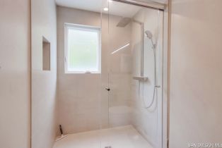 , 5551 Candlelight dr, La Jolla, CA 92037 - 29