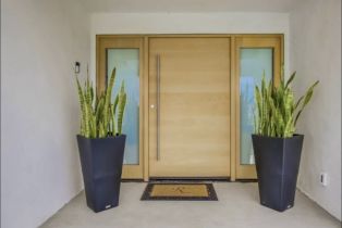 , 5551 Candlelight dr, La Jolla, CA 92037 - 5