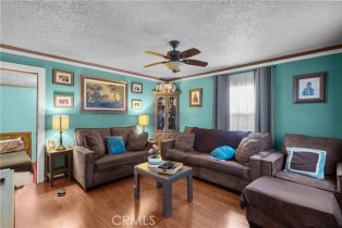 Residential Income, 833 Pepper way, Glendale, CA 91205 - 5