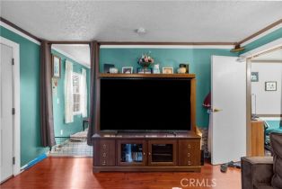 Residential Income, 833 Pepper way, Glendale, CA 91205 - 6