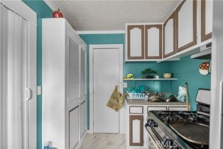 Residential Income, 833 Pepper way, Glendale, CA 91205 - 7