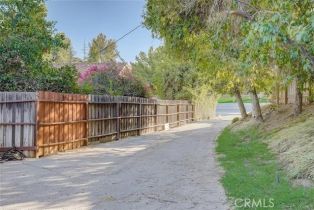 Single Family Residence, 22345 Mulholland dr, Woodland Hills, CA 91364 - 13