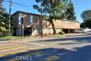 Residential Income, 13060 Burbank blvd, Sherman Oaks, CA 91401 - 5