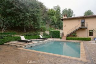Single Family Residence, 3930 Royal Oak pl, Encino, CA 91436 - 29